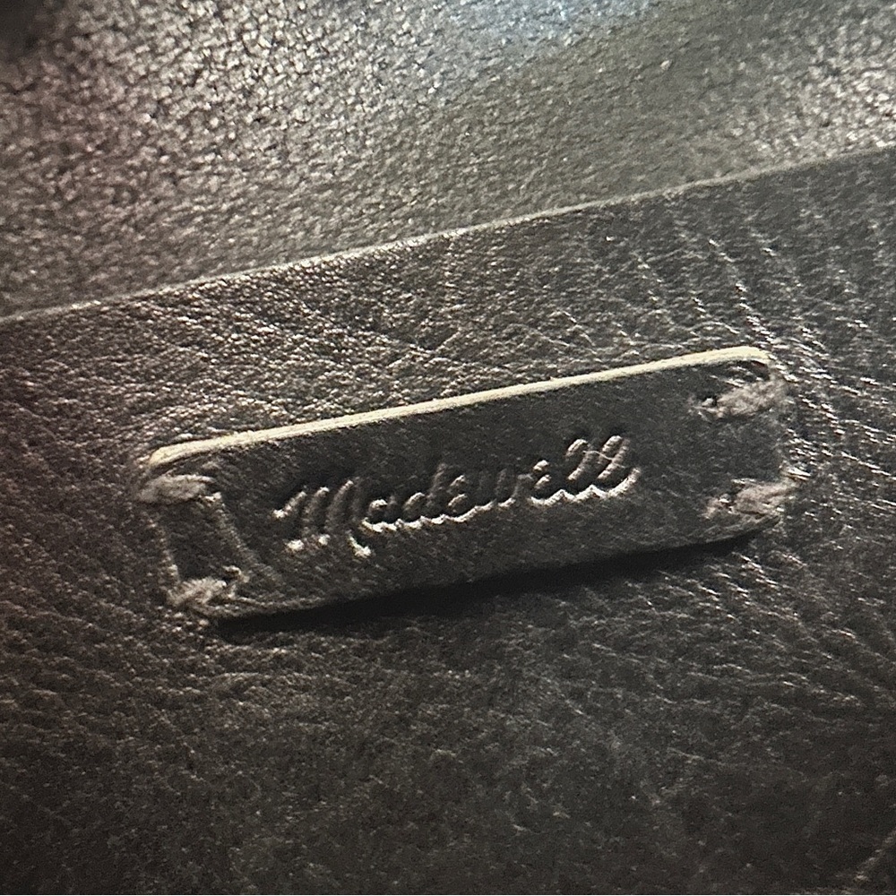 Madewell — The Large Transport Camera Bag in true black - Picture 12 of 15